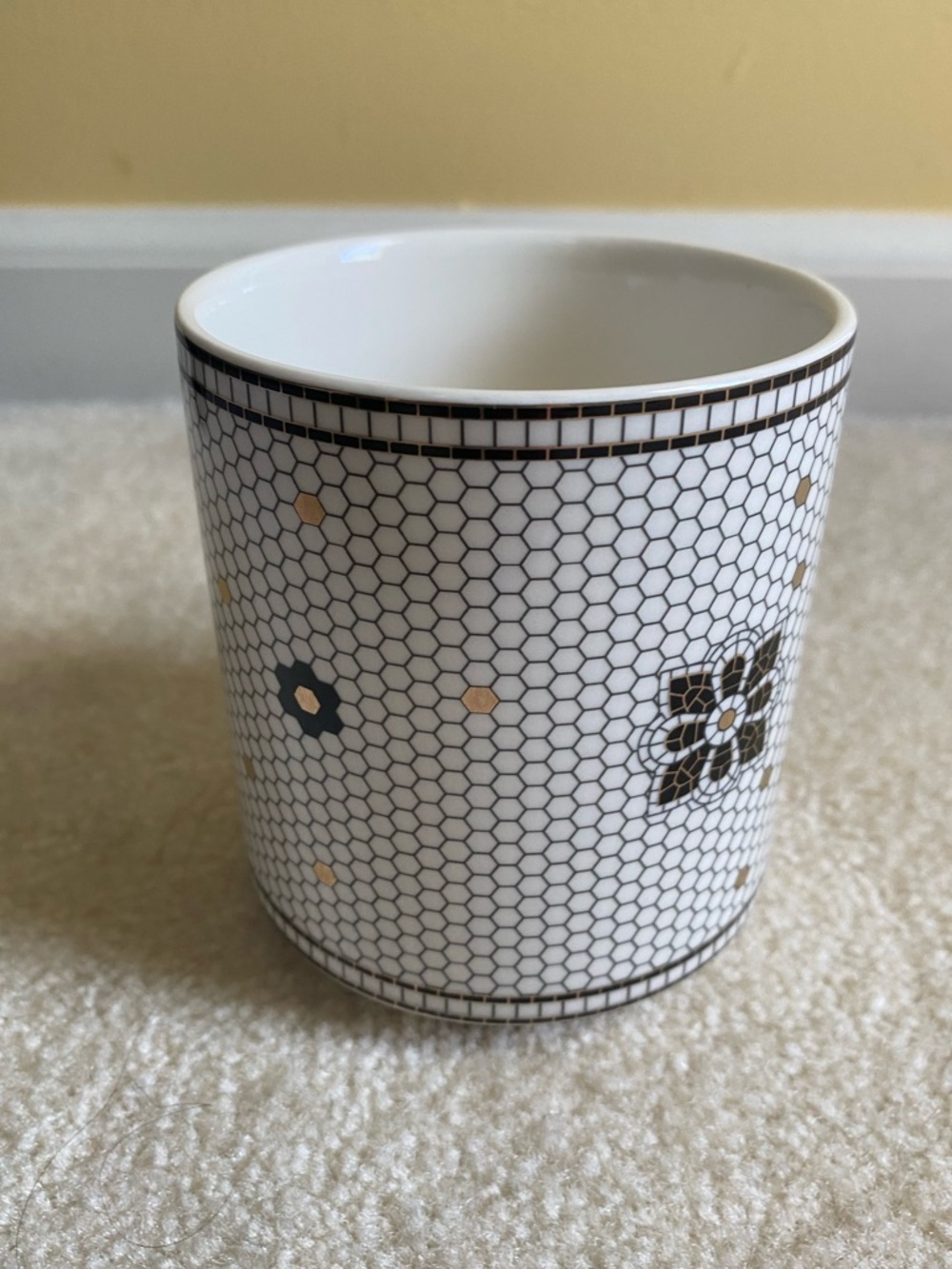 Anthropologie Bistro Tile Mug Initial Letter T Mosiac Coffee Black White Gold - Picture 4 of 8